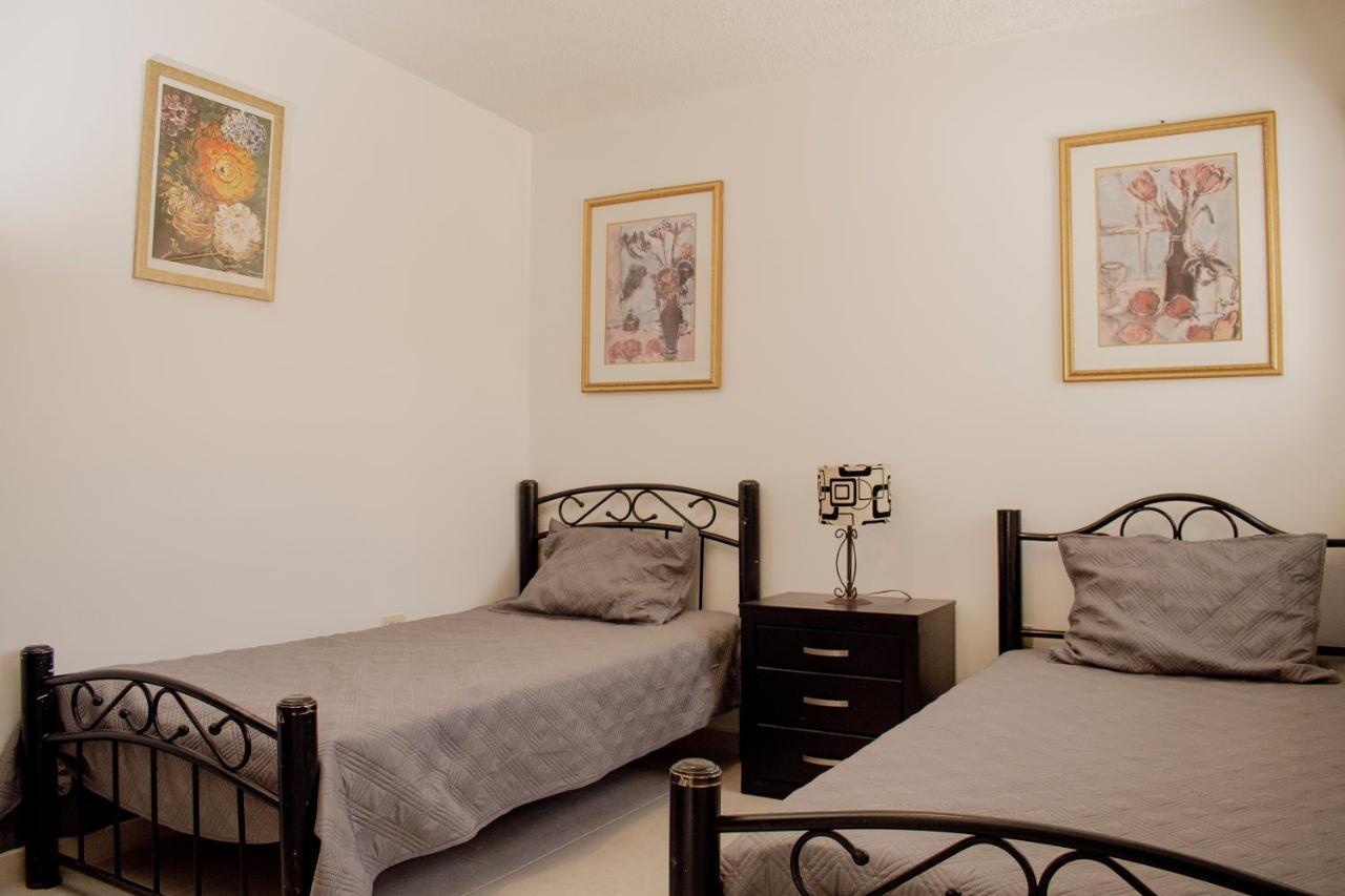 Suites Cervantes Chihuahua Buitenkant foto