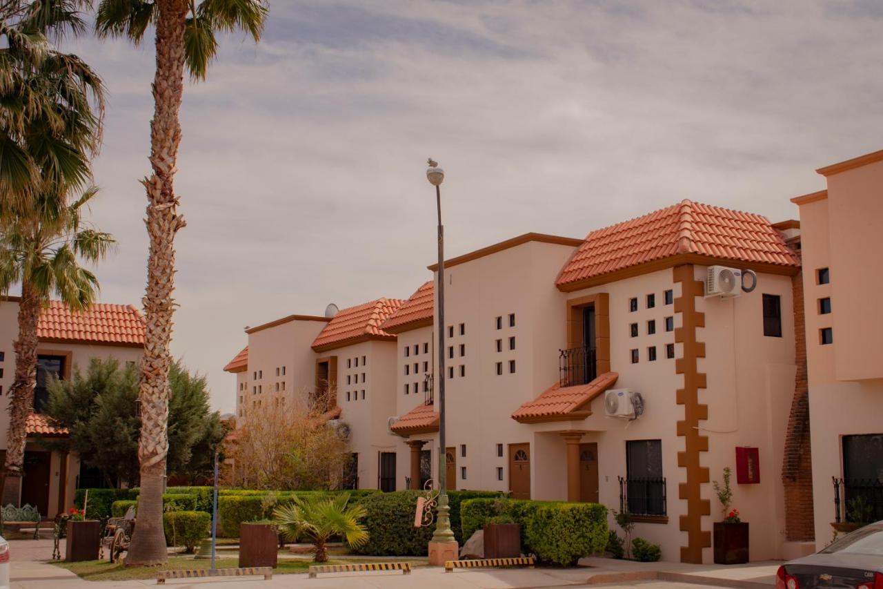 Suites Cervantes Chihuahua Buitenkant foto