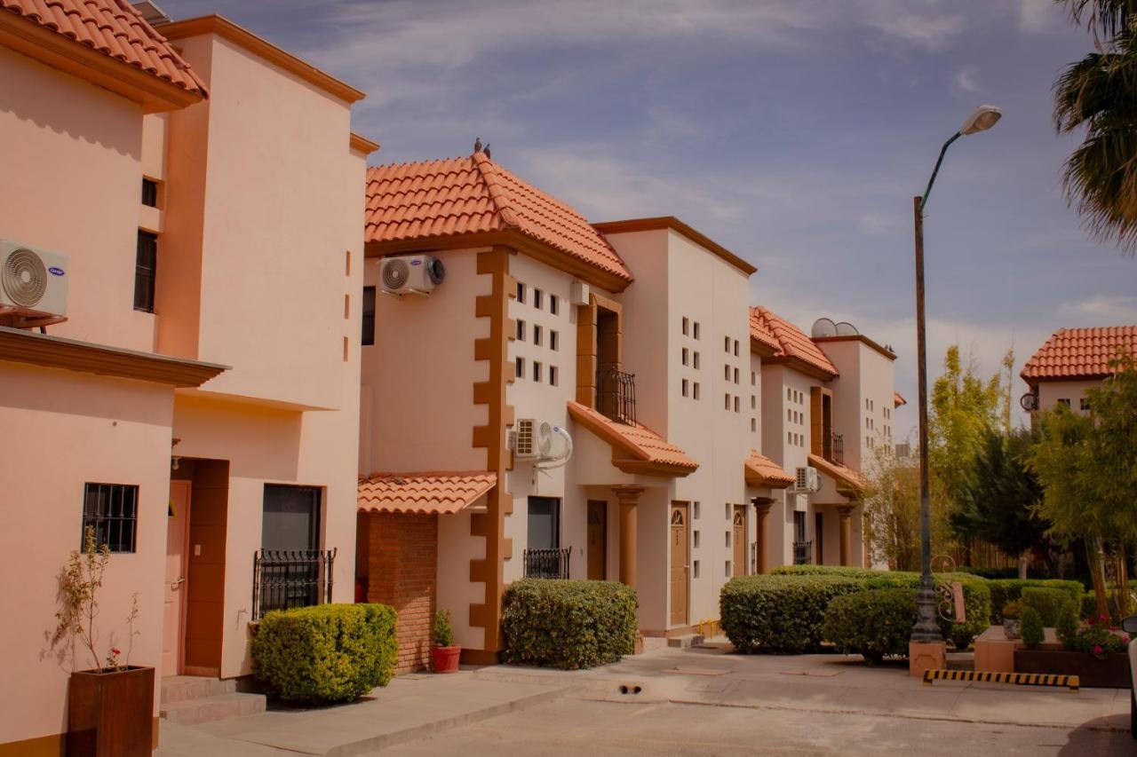 Suites Cervantes Chihuahua Buitenkant foto
