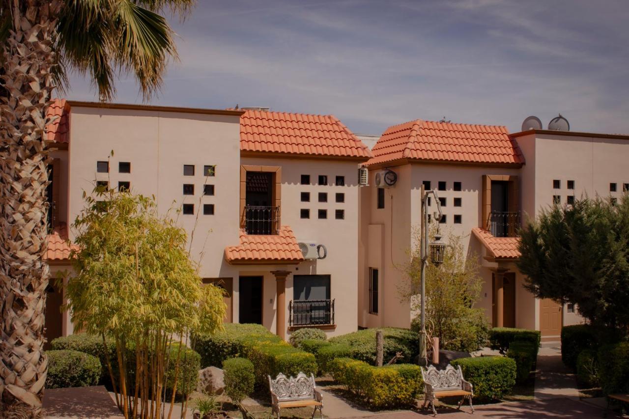 Suites Cervantes Chihuahua Buitenkant foto