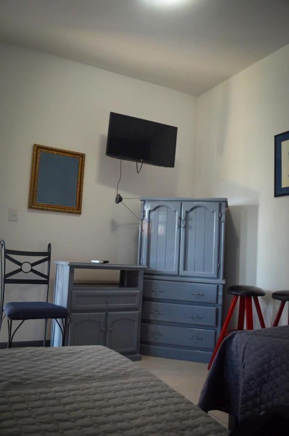 Suites Cervantes Chihuahua Buitenkant foto